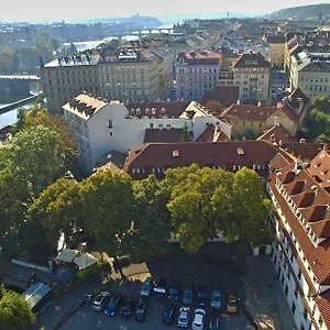 Pytloun Old Armoury Hotel Praha